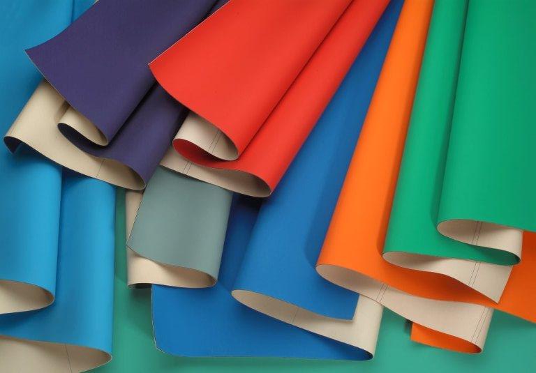 I tessuti gommati: il giusto caucciù per la stampa su plastica